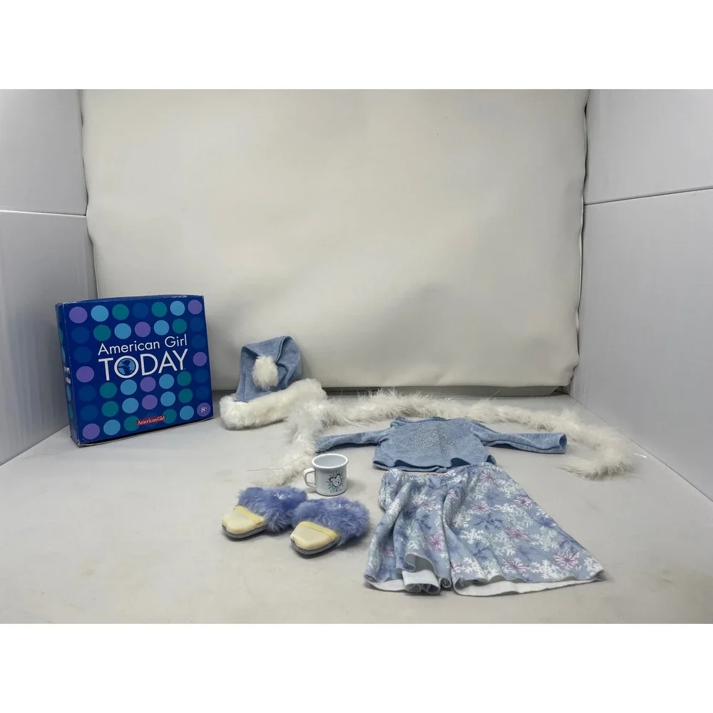 American Girl Snowflake Pajamas Set 2003 w/ Hat‎ Scarf Slippers Mug & Box
